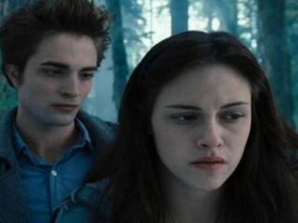 Robert Pattinson betrayed by Kristen Stewart